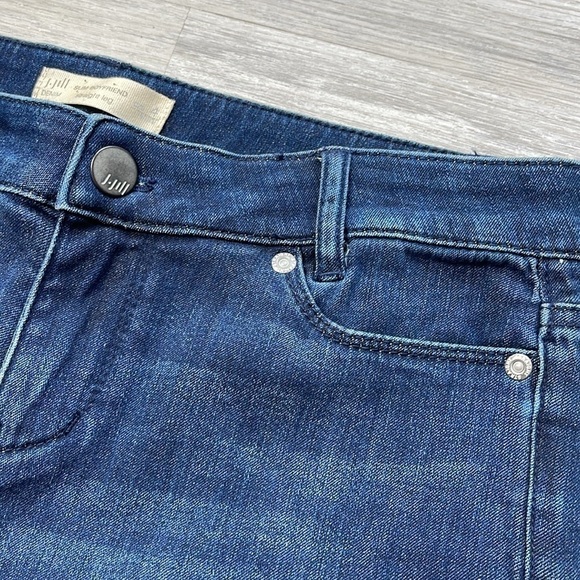 NWT J.Jill Slim Boyfriend Straight Leg Jeans Size 4Petite - Picture 6 of 7